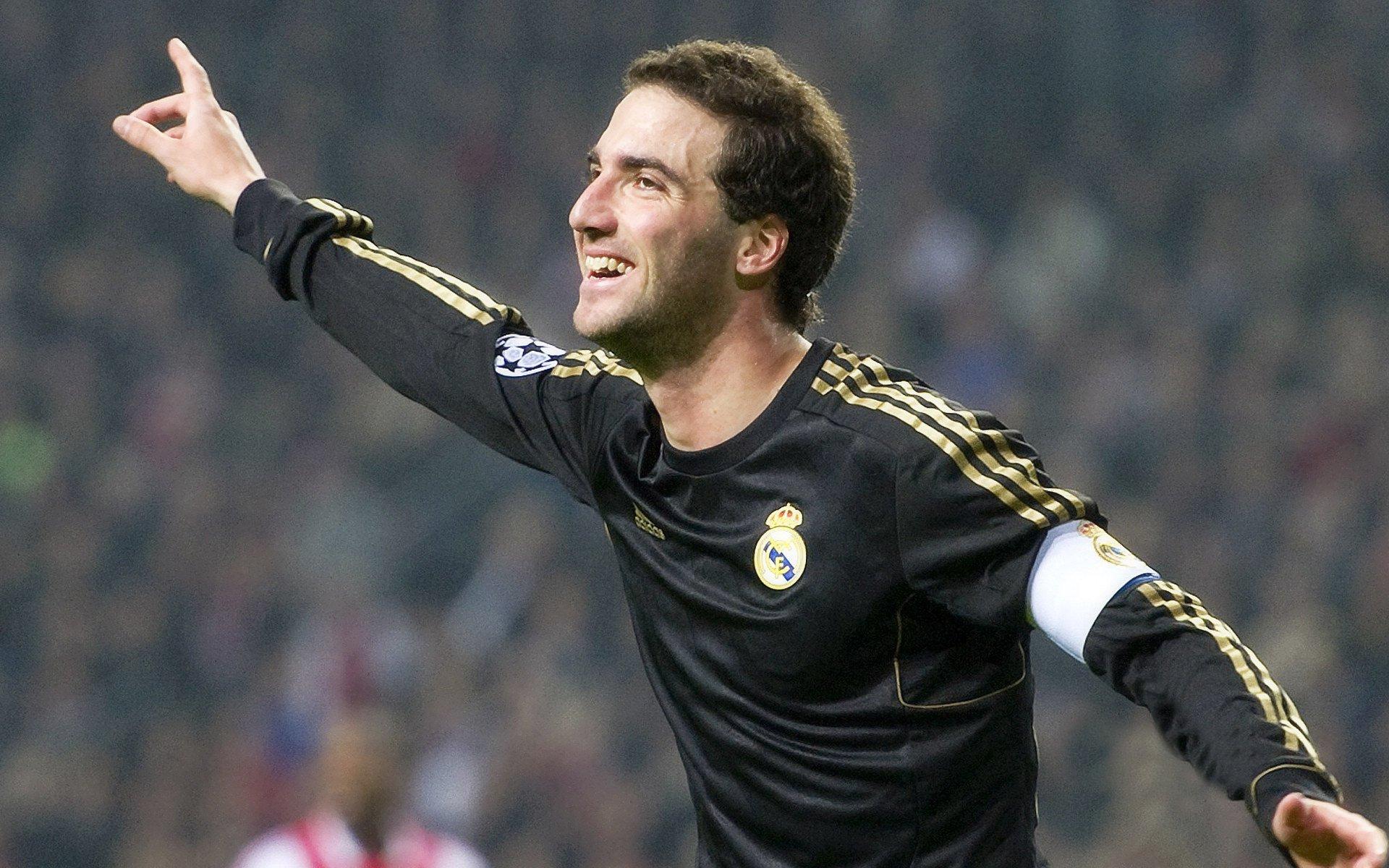 新星曙光再现,马斯坦托诺恢复进展顺利,但欧冠关键战仍需等待