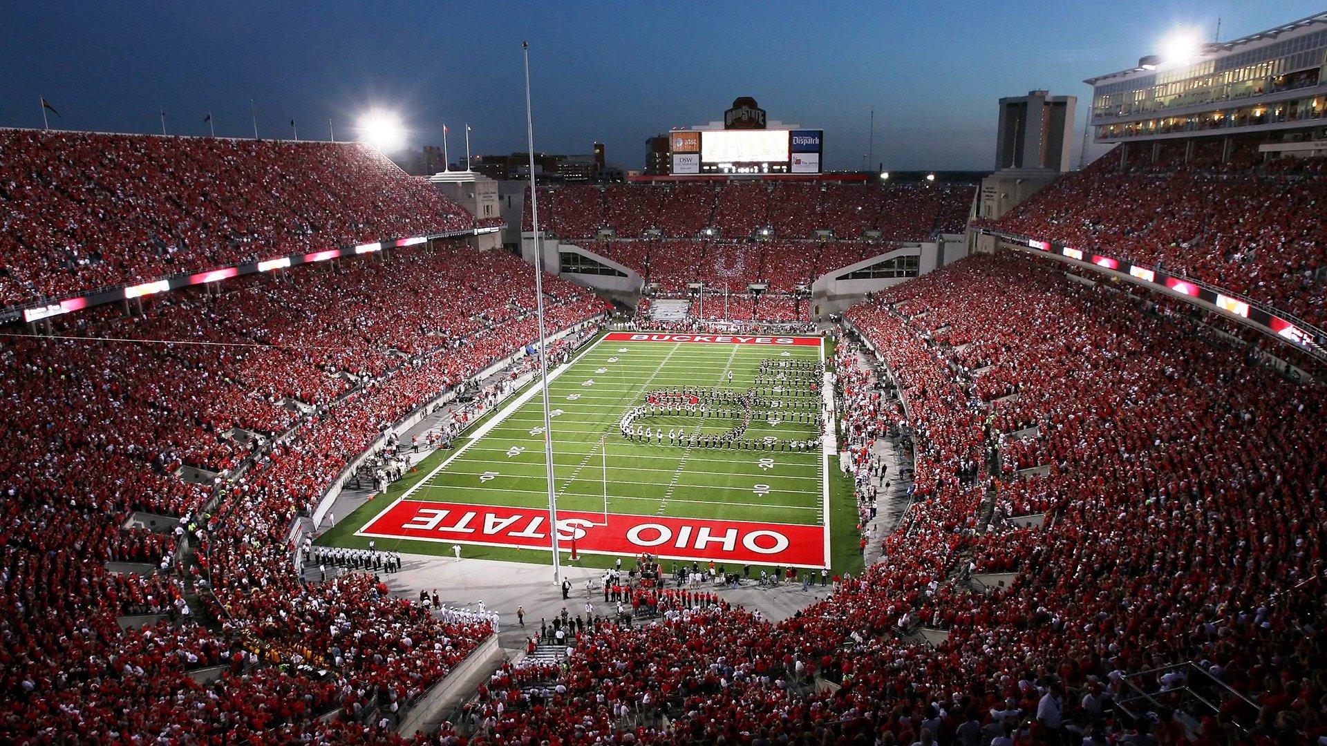 华莱士大局观撕裂防线送手术刀妙传，杰威惊天背扣引爆全场—雷霆新星连线诠释现代篮球美学