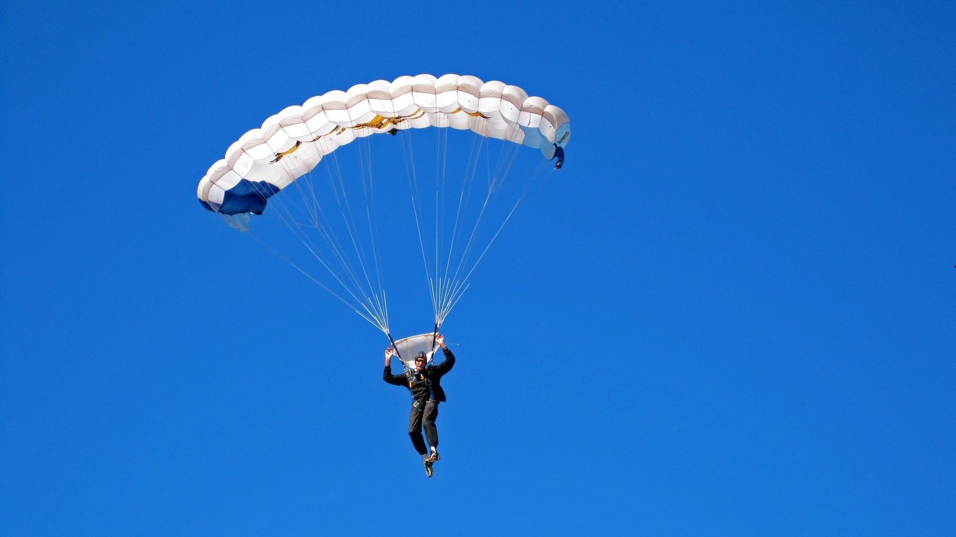 罗马诺独家爆料，蒂亚戈·席尔瓦冬窗或告别弗鲁米嫩塞，瞄准欧洲足坛回归之路